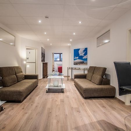 Garden House & East Park-Apartments Grossdorf  エクステリア 写真