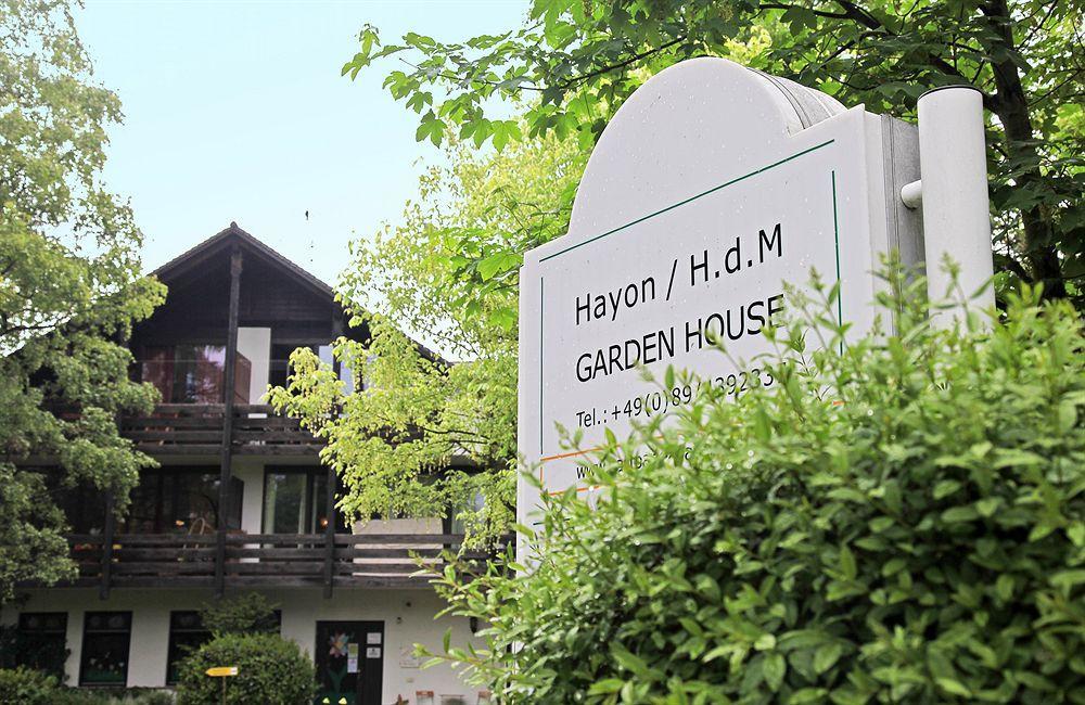 Garden House & East Park-Apartments Grossdorf  エクステリア 写真