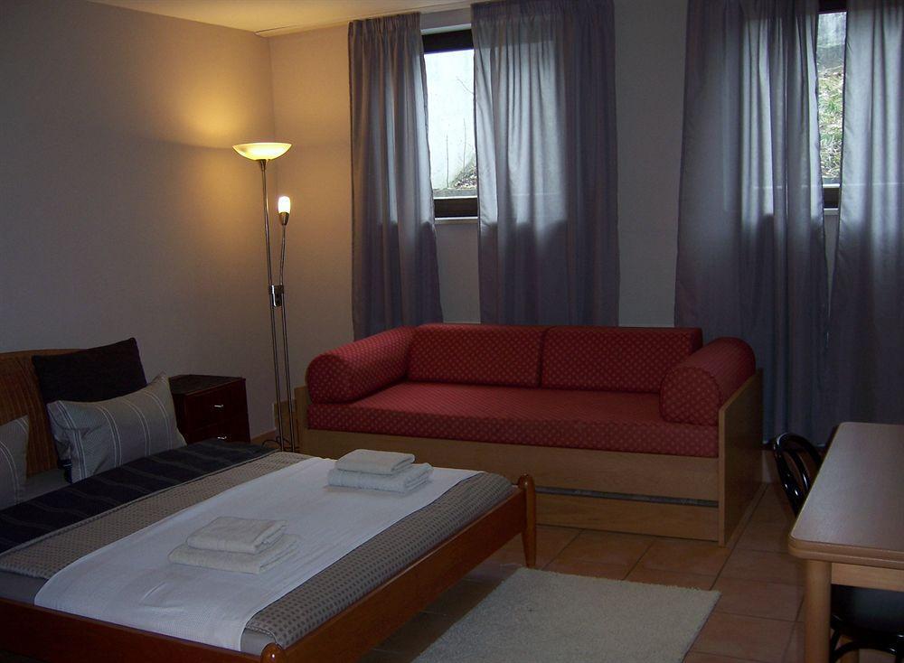 Garden House & East Park-Apartments Grossdorf  エクステリア 写真