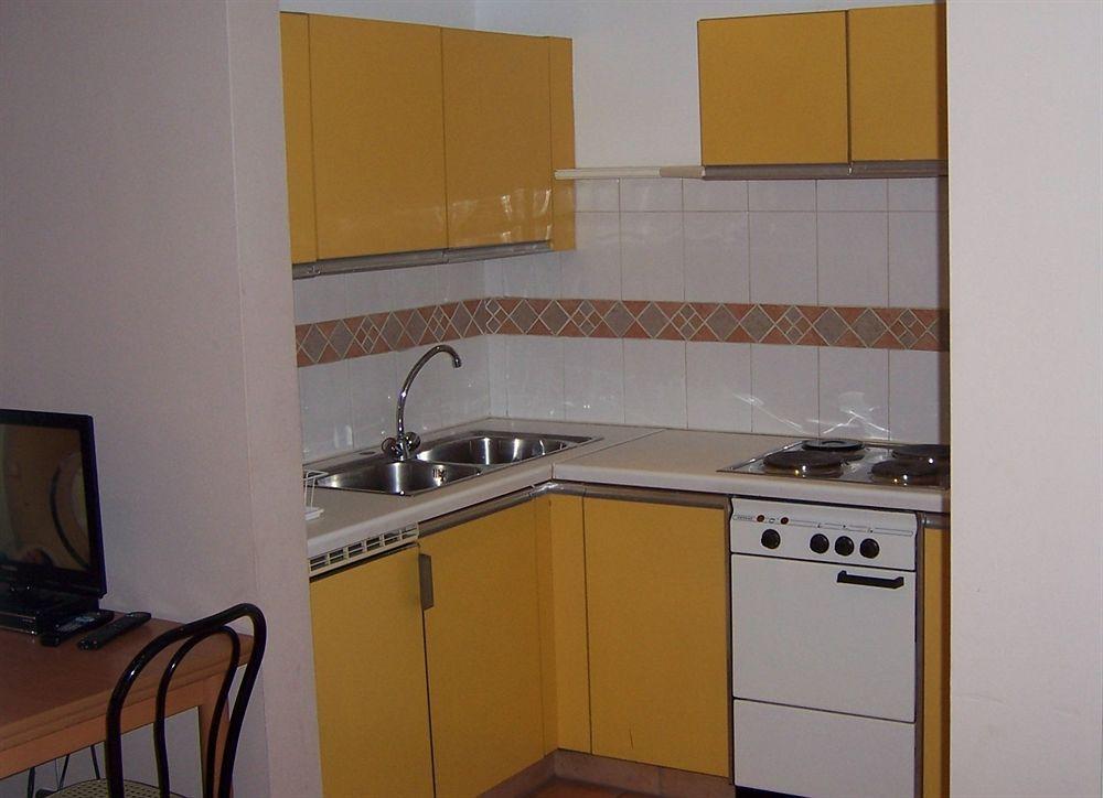 Garden House & East Park-Apartments Grossdorf  エクステリア 写真