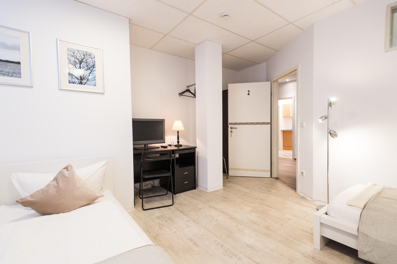 Garden House & East Park-Apartments Grossdorf  エクステリア 写真