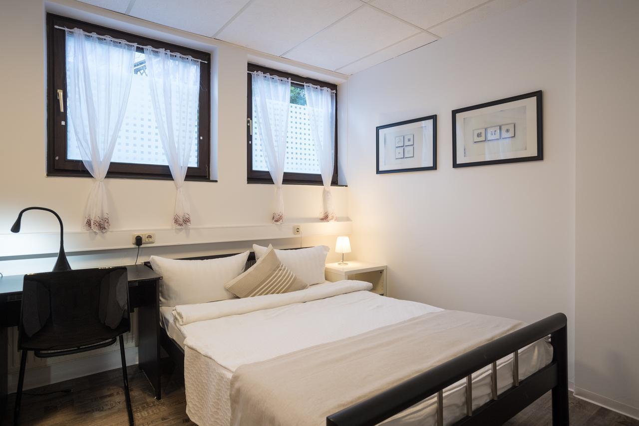 Garden House & East Park-Apartments Grossdorf  エクステリア 写真