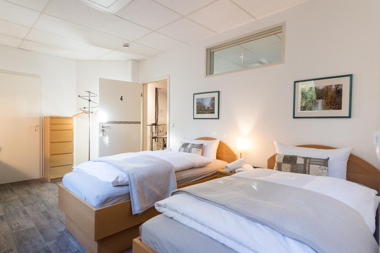 Garden House & East Park-Apartments Grossdorf  エクステリア 写真
