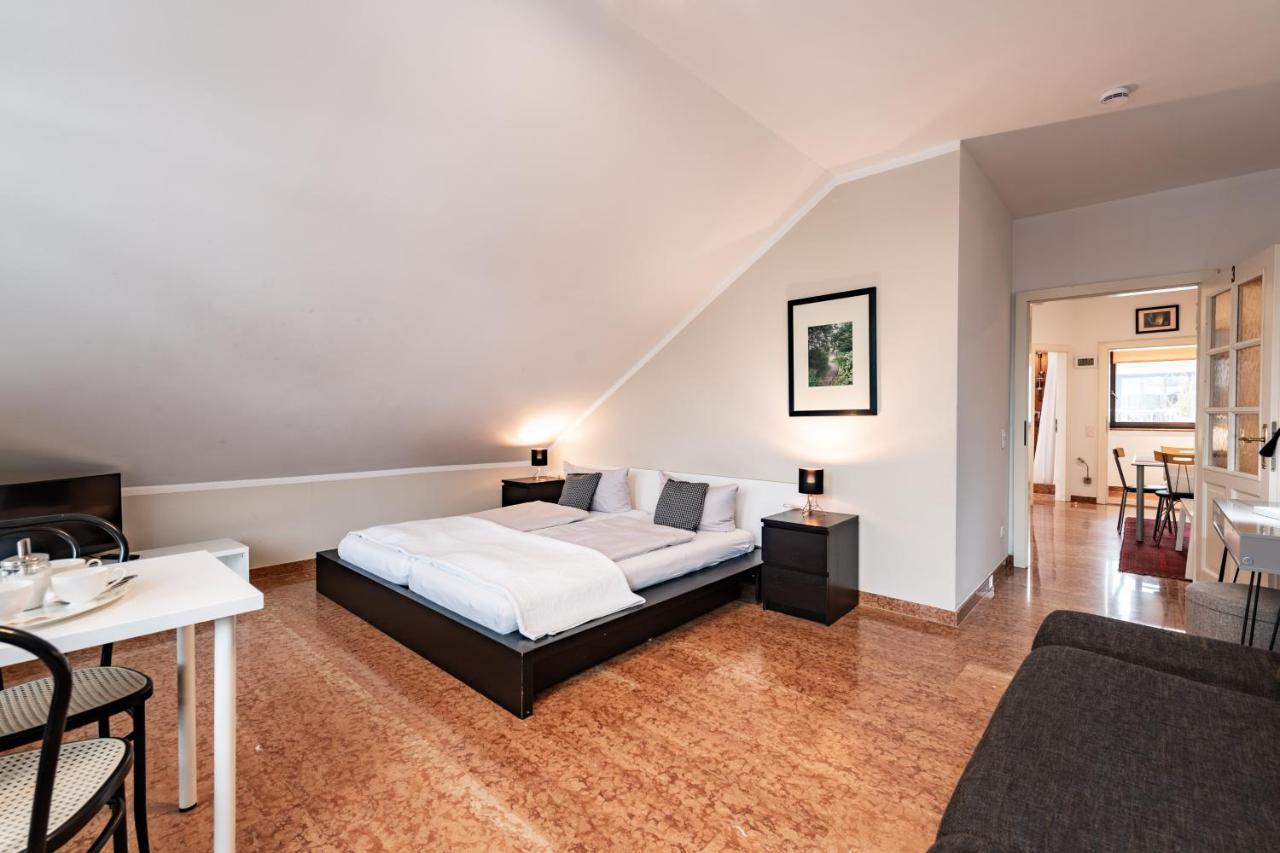 Garden House & East Park-Apartments Grossdorf  エクステリア 写真