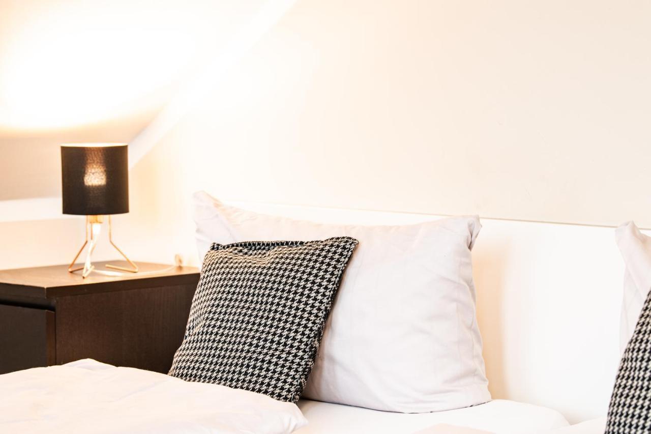 Garden House & East Park-Apartments Grossdorf  エクステリア 写真