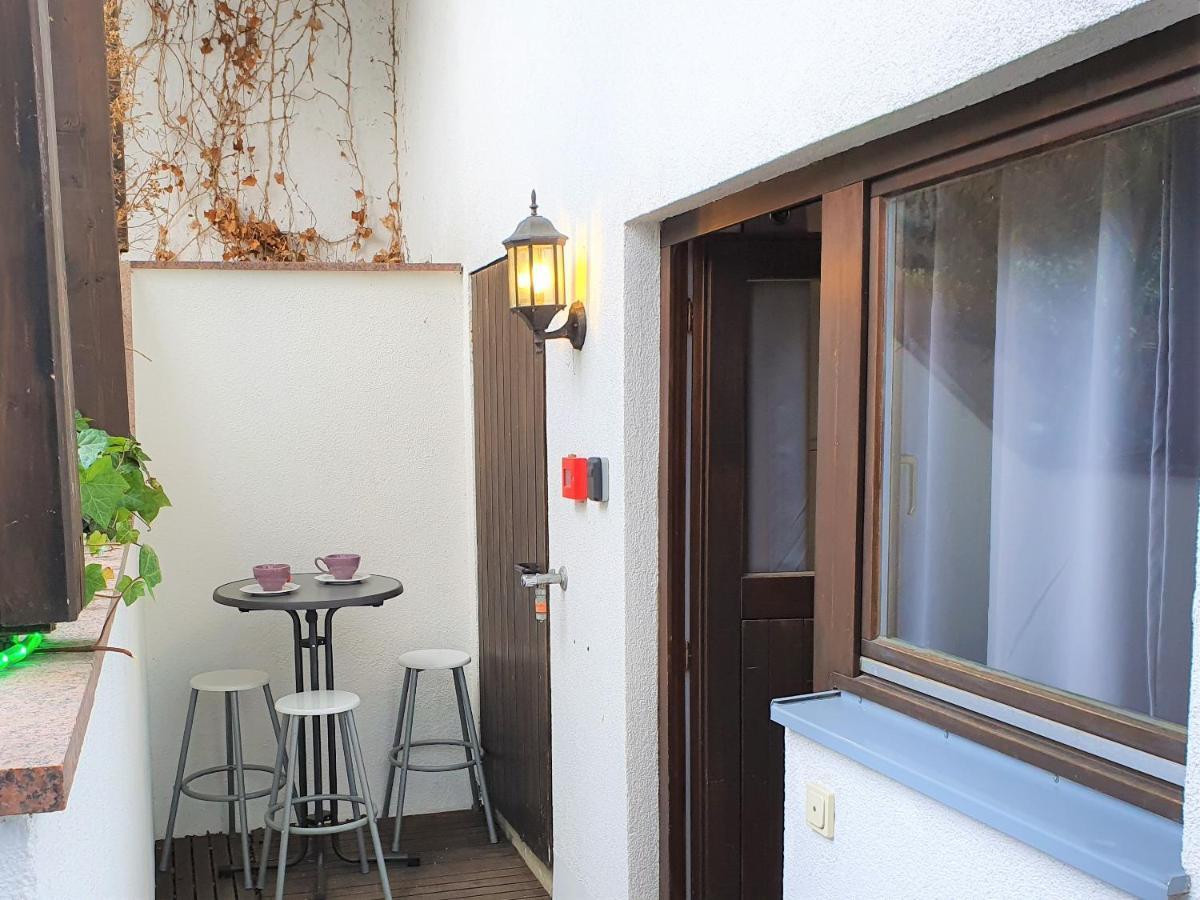 Garden House & East Park-Apartments Grossdorf  エクステリア 写真