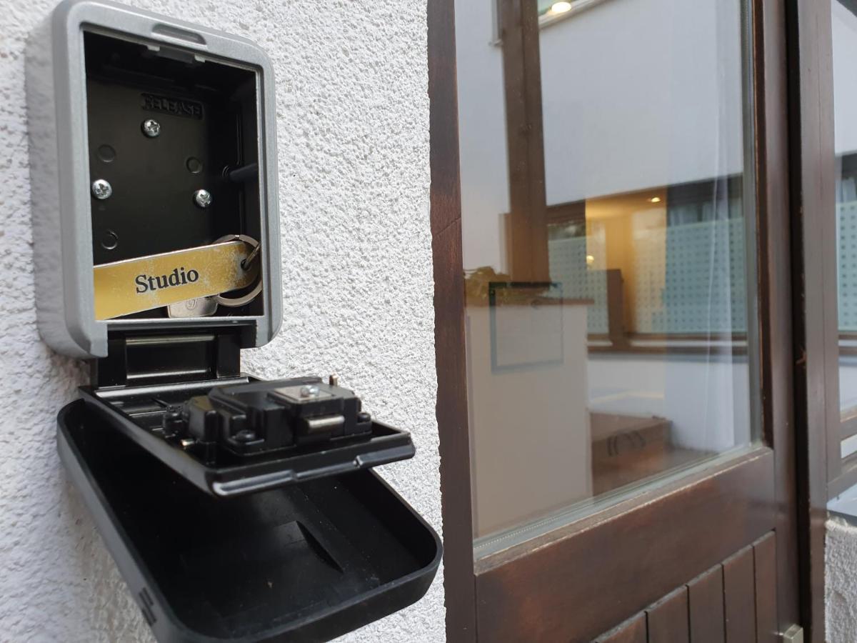 Garden House & East Park-Apartments Grossdorf  エクステリア 写真