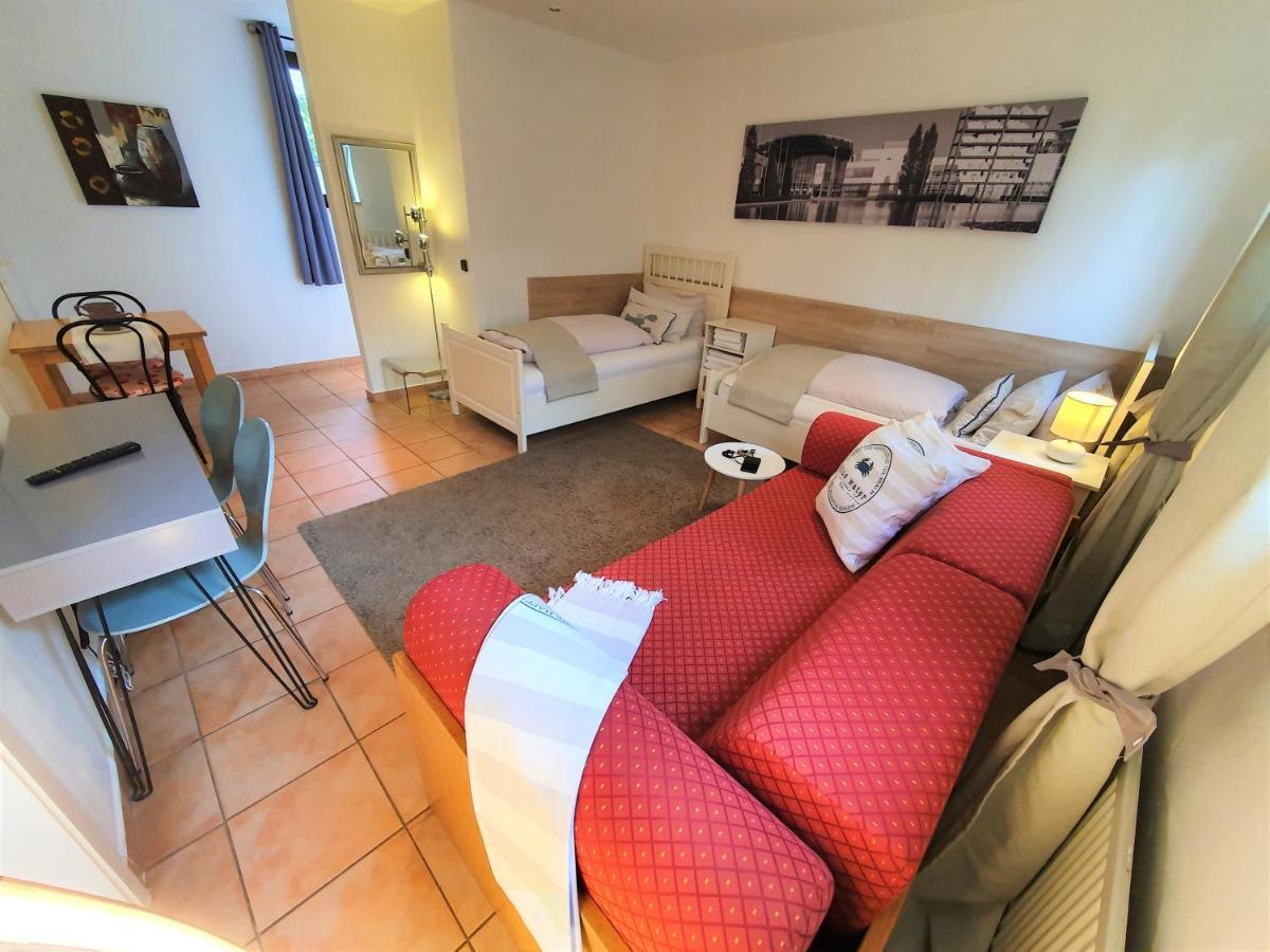 Garden House & East Park-Apartments Grossdorf  エクステリア 写真